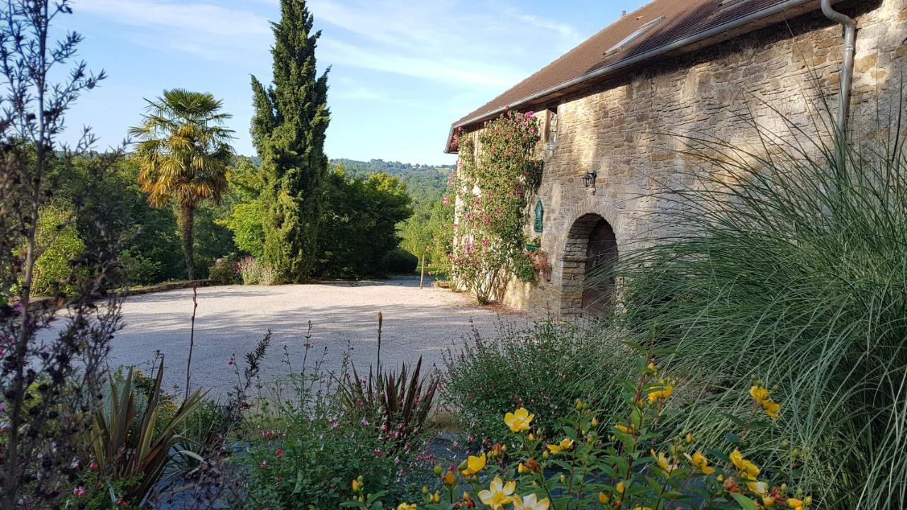 Chambres D'Hotes Secret Pyrenees Lasseube Exterior photo
