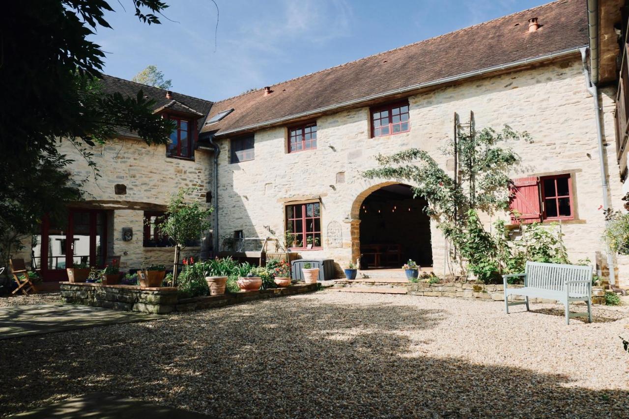 Chambres D'Hotes Secret Pyrenees Lasseube Exterior photo