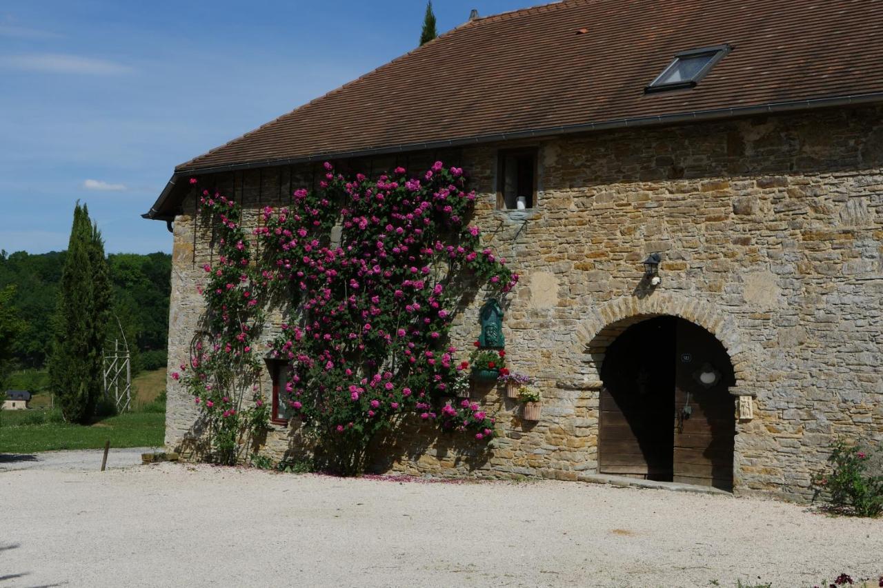 Chambres D'Hotes Secret Pyrenees Lasseube Exterior photo